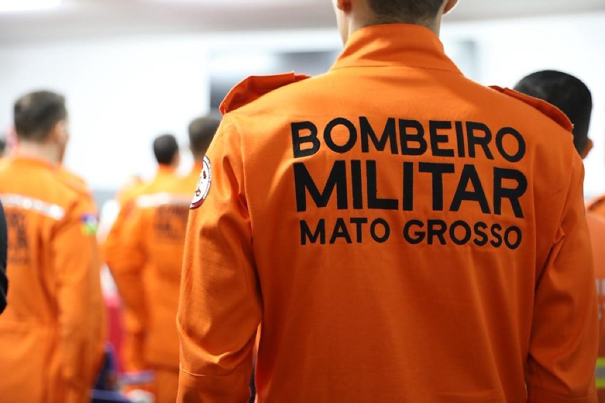 Bombeiros combatem 13 incêndios florestais em diversas cidades de Mato Grosso