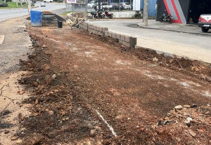 Obras na Arquimedes Pereira Lima