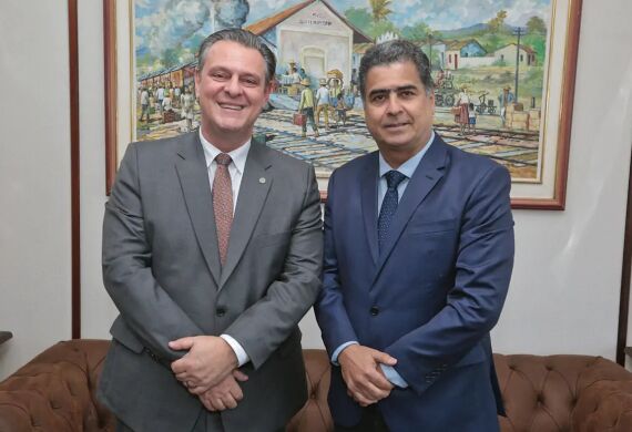 O senador Carlos Fávaro e o ex-prefeito de Cuiabá, Emanuel Pinheiro, ambos do PSD. 