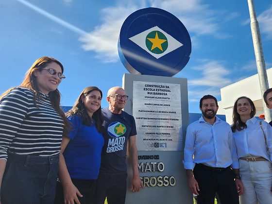 Entrega de escolas