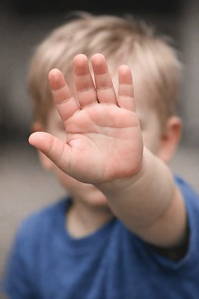 Menino criança pequena