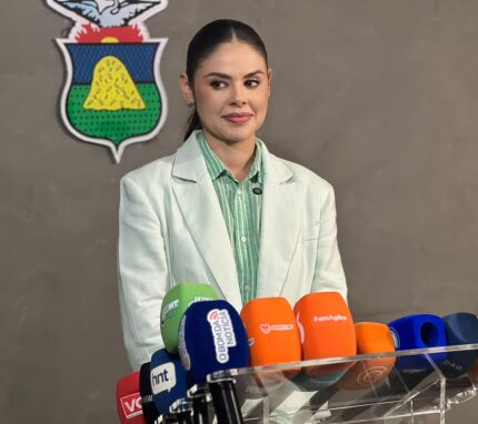 MICHELLY ALENCAR