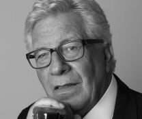 Morre Peppino Di Capri, autor de sucessos como 'Champagne', aos 86 anos