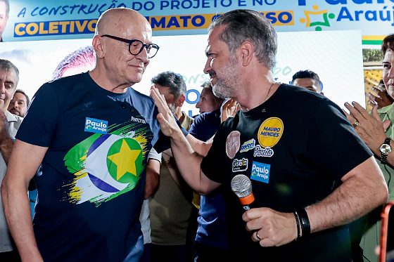 Otaviano Pivetta, Paulo Araújo