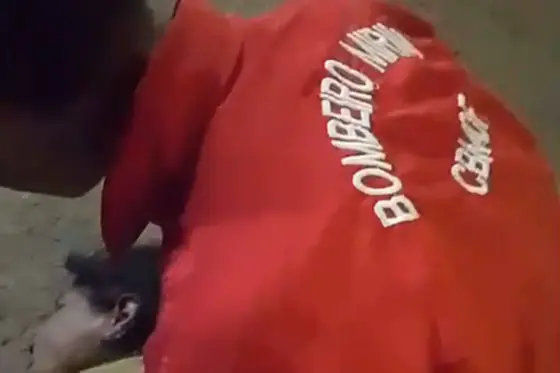 Bombeiro mirim de 12 anos