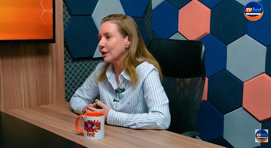 A prefeita de Várzea Grande, Flávia Moretti (PL), no HNT Entrevista.