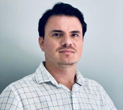 O presidente estadual do Novo e secretária de Planejamento e Orçamento de Cuiabá, Rafael Iacovacci. 
