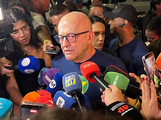 O governador Otaviano Pivetta (Republicanos).