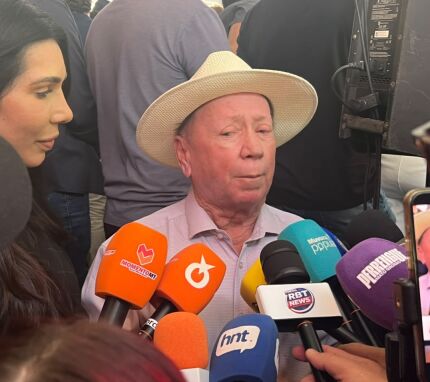 O prefeito de Sinop, Roberto Dorner (PL). 