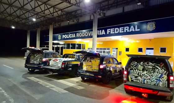 Motorista é preso com 2,4 toneladas de drogas escondidas em caminhão na BR-070
