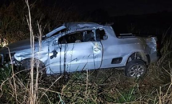 capotamento de Saveiro na MT-220
