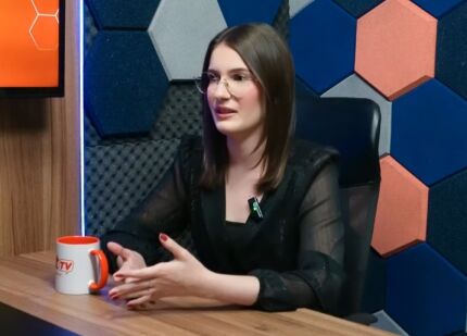 A fisioterapeuta pélvica, Julia Milhorança, no HNT Entrevista.