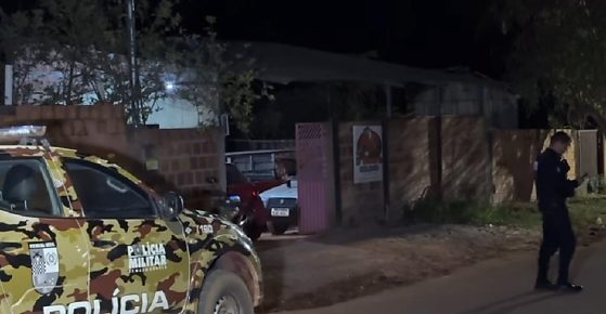 Homem é baleado na porta de casa em Pontes e lacerda