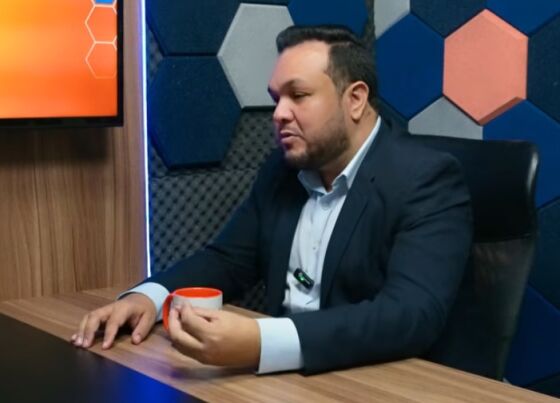 O mentor de empregabilidade, Danillo Rodrigues, no podcast HNT Entrevista.