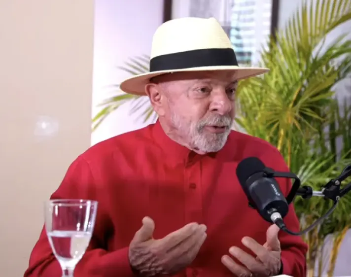 Lula entrevista para a Rádio Progresso