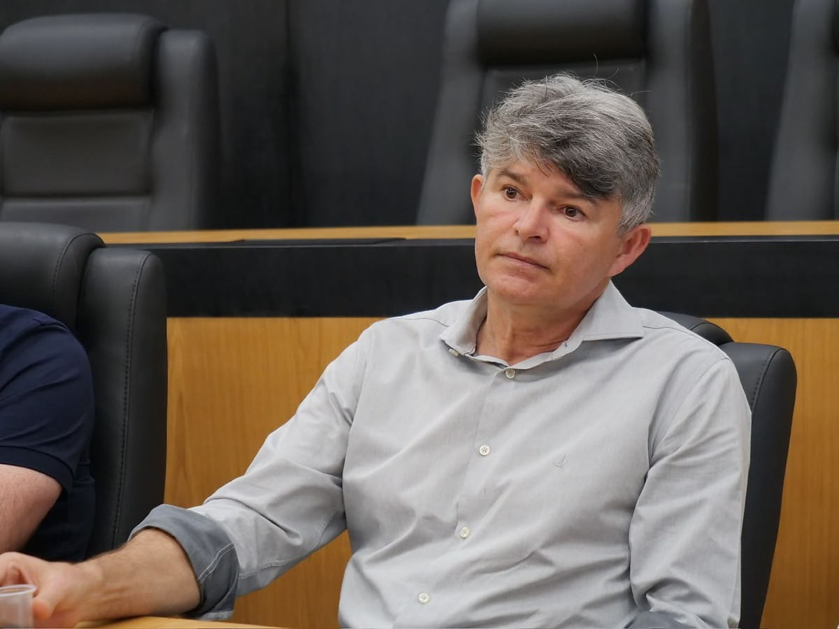 Justiça proíbe candidato José Medeiros de usar nome Zé do Bolsonaro em MT