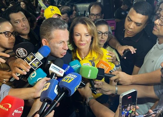 MAURO MENDES E VIRGINIA MENDES