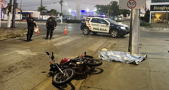 Adolescente morre após avançar sinal vermelho e ser atingido por Jeep em Várzea Grande