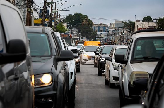 Carro, trânsito