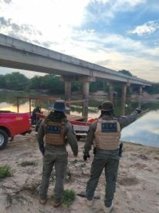 Operação combate garimpo ilegal e apreende balsas em Guarantã do Norte, MT