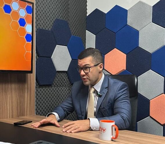 O juiz Ramon Botelho,  candidato à presidência da AMAM (Associação Mato-grossense de Magistrados), no HNT Entrevista.