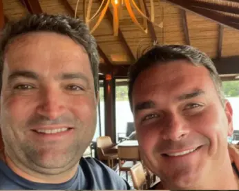 Willer Tomaz e Flávio Bolsonaro