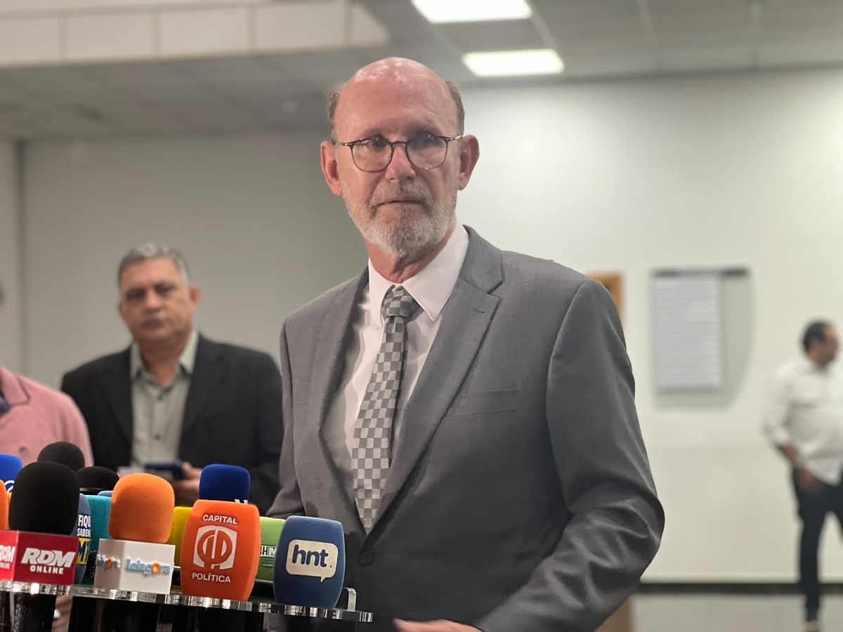 Avallone diz que não assumiu compromisso com candidatos à 1ª Secretaria, mas evita atritos com Dr. João