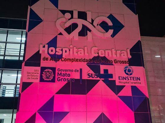 Foto Outubro Rosa - oficial (1).jpg