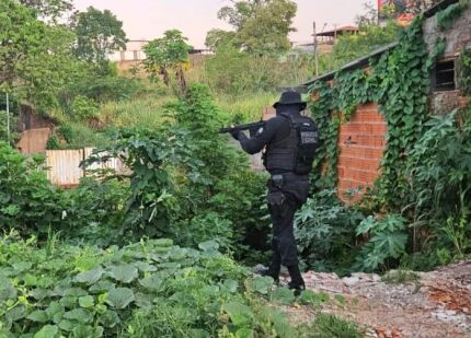 Operação Vestígios mira investigados por furto a residência e roubo a sorveteria em Cuiabá
