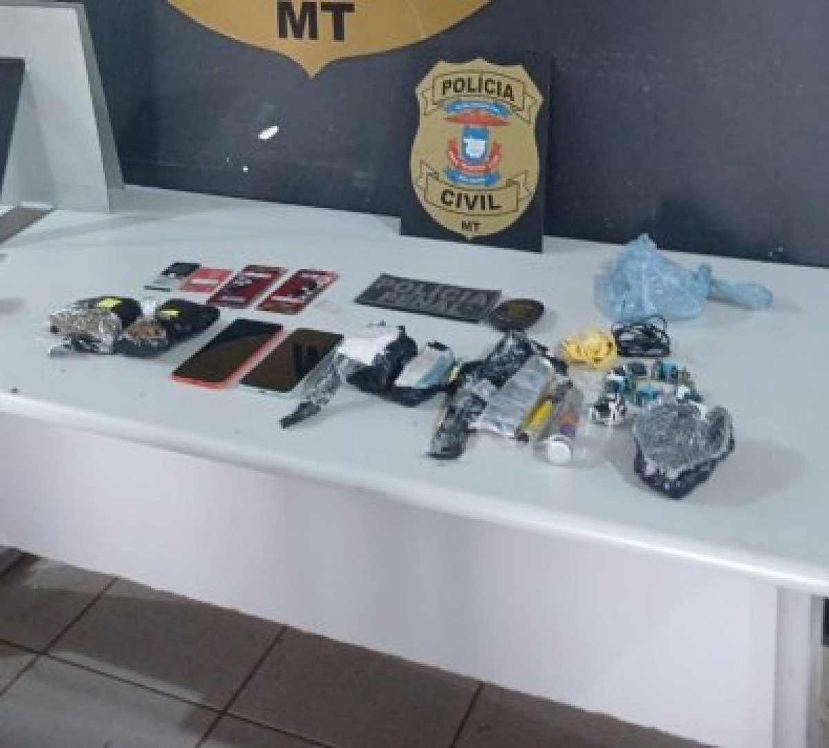 Policial penal é preso por facilitar entrada de drogas em Tangará da Serra, MT